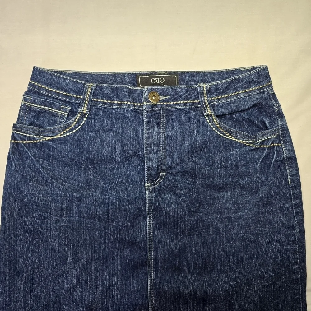 Cato Midwash Split Hem Midi  Denim Skirt Women's Size 10 - Picture 3 of 12